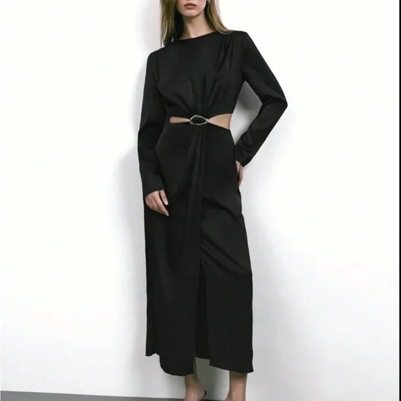 Black cutout side long sleeve midi dress with metallic detail - Picture 5 of 7